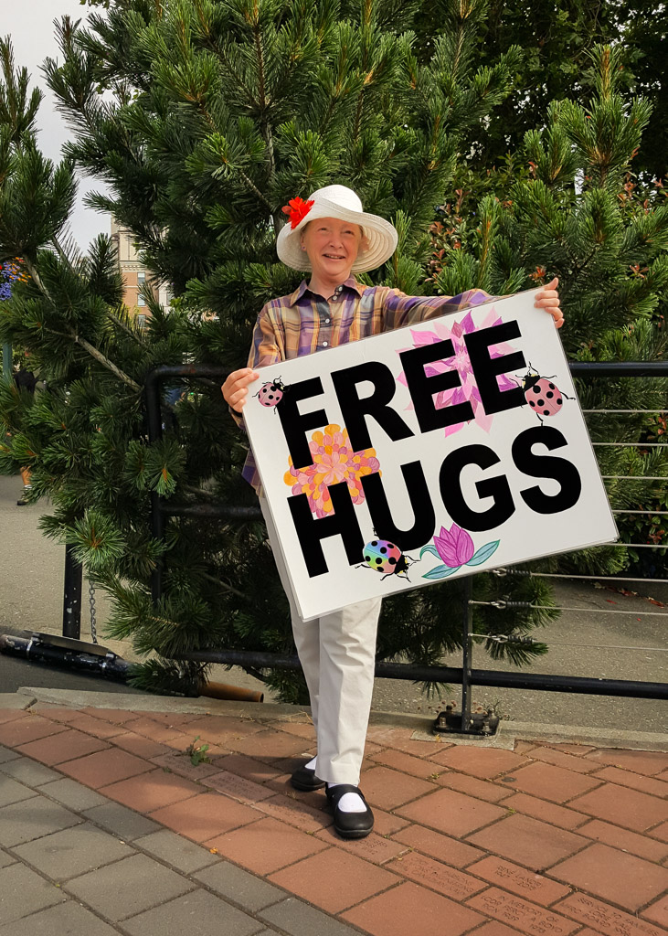 Free Hugs